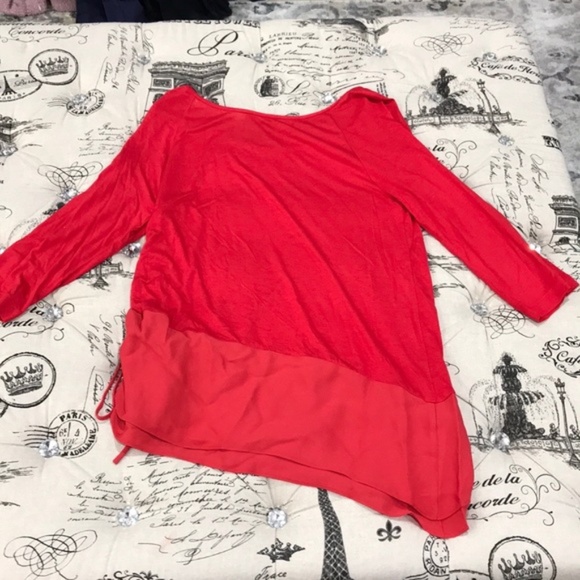 ST. JOHN Jersey & Silk Asymmetrical Top - Picture 3 of 7